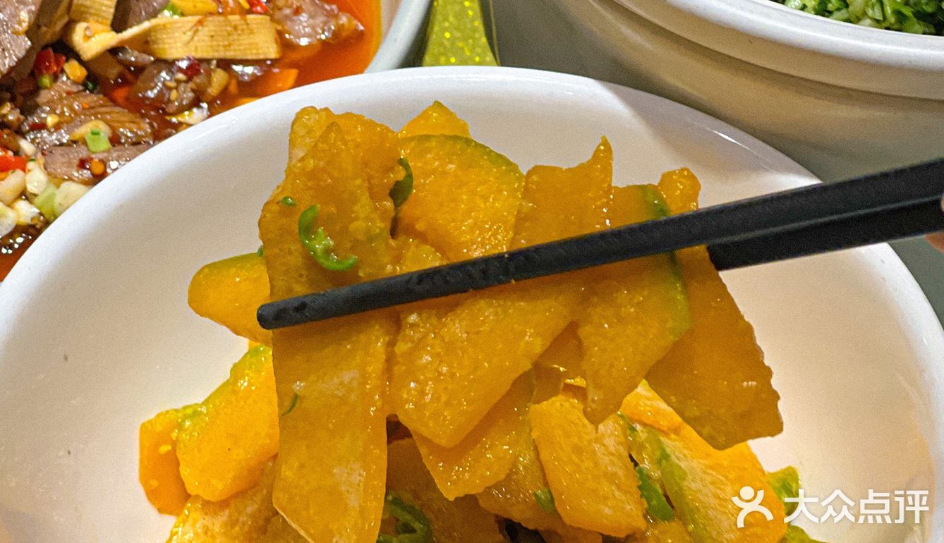 老长沙人都喜欢带朋友去吃的湘菜店