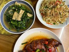 -芦茨金富饭庄·25年老字号·专做稻草鸡