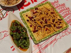 -肥肥虾庄·金牌油焖大虾(杨园滨江时代walk店)