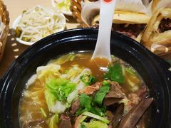 -闫家驴肉老店(华电一校店)