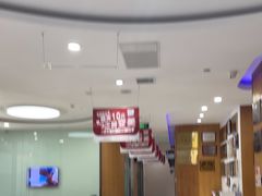 -雅悦齿科(顾村公园店)