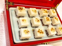 -品海楼·大连海胆锅贴馆(东港店)
