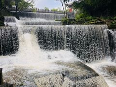 -叠水河瀑布