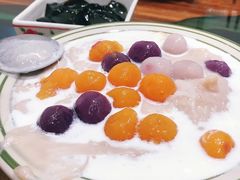 白雪芋泥丸子-堂屋糖水店(愚园店)