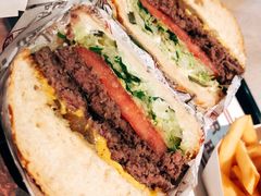 -The Habit Burger Grill 哈比特汉堡(复兴soho店)