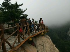 -罗田薄刀峰风景区