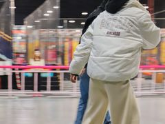 -嘿哟动霸CHUA·新潮玩运动娱乐中心·蹦床滑冰团建乐园
