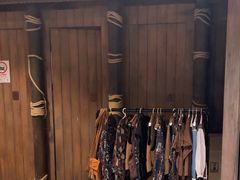 -暴风岛沉浸式体验馆(百联世纪店)