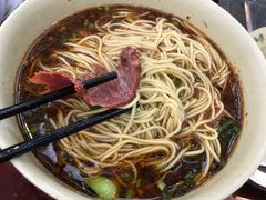 牛肉面-伟记奥面馆(养育巷店)