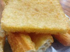 -禾诗夜市大饼油条(松江店)