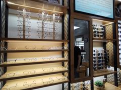 -LOGO眼镜·蔡司品牌折扣店(龙华清湖店)