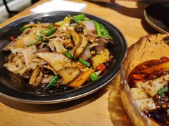 -十三式重庆江湖菜(金茂览秀城店)