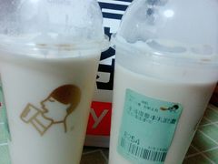 -喜茶(上海打浦桥日月光gelato lab+店)