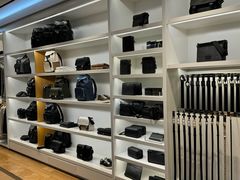 -百年港湾奥特莱斯(香炉礁店)