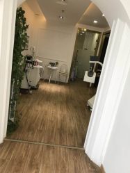 -苗方清颜痘肌研究所