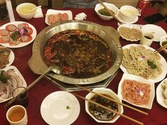 -山城年华老火锅(玉林店)