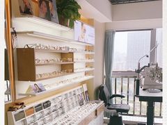 -视野联行眼镜·蔡司授权店(长白万象汇店)