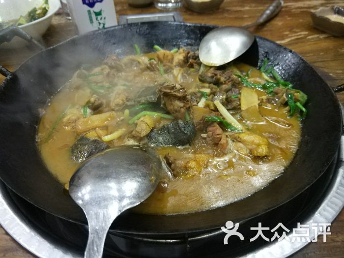 甲鱼煲鸡锅