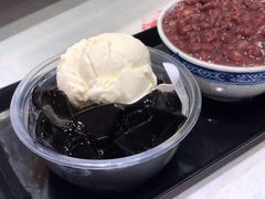 龟苓膏冰激凌-百花传统甜品店(原址店)