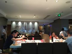 -海底捞火锅鲜切牛肉主题店(长寿路店)
