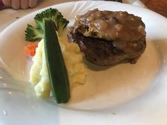 扒鹅肝小牛排-维兰西餐(万泉河店)