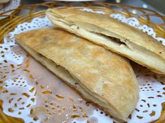 -李连贵熏肉美食酒楼(东市商贸店)