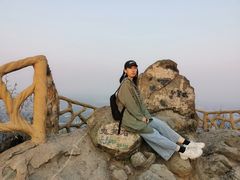 -鬼笑石后山停车场