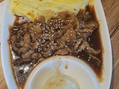 -玛格萝妮(汇智国际商业中心店)