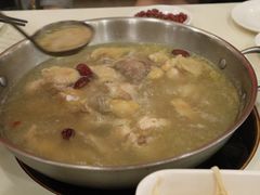 -一席地·本地鸡窝·杭帮鸡火锅(萧山银隆百货店)