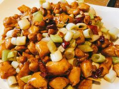 宫保鸡丁-東舍食唐精品陕菜馆