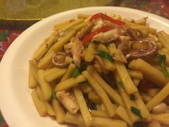 -闯关东东北农家菜(崂山石老人店)