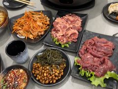 -啊美丽炭火烤肉(滑翔一店)