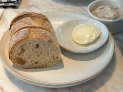 -ROAST coffee & eatery