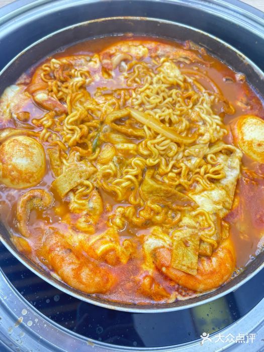 三清洞摩西韩式年糕火锅(威高广场店)图片