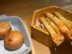 -蜜桃餐厅·伴山(湖滨商业街店)