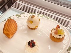 -潮一不贰·法式甜品·生日蛋糕·西式简餐(外滩店)