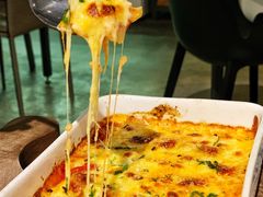 香菇鸡肉菠萝焗饭-at cafe 意大利餐厅(集美店)