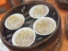 -莱莱小笼·乔艾