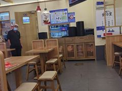 -煲仔皇腊味煲仔饭(经四万达店)