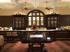 -LONG BAR 廊吧(外滩华尔道夫酒店)