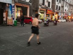 -粤东会馆