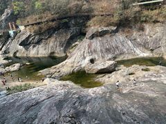-燕子河大峡谷天坑仙境