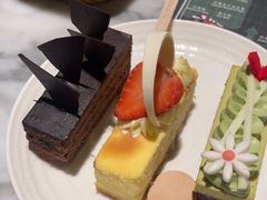 -南京长江之舟华邑酒店·鲜艳自助餐厅