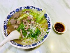 鲜牛肉-抖牛白塔牛肉粿条汤(水围店)