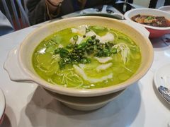 青辣藤椒巴沙鱼-渝是乎酸菜鱼·川渝小炒(新世界百货望京店)