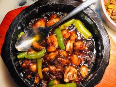 石锅杭椒牛蛙-桂满陇天书(南京德基旗舰店)