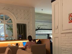 -良木缘咖啡西餐(优品道广场店)