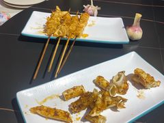 -小董哥烤串·爆汁大油边(故宫店)