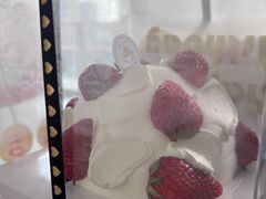 -蜜蜂小象·榴莲千层蛋糕(时代汇11栋店)