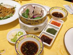 草原手把肉-德乐海蒙餐